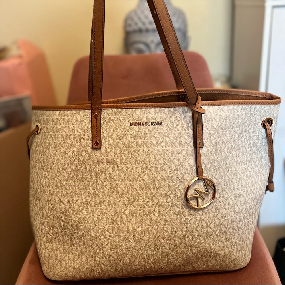 Michael Kors bag